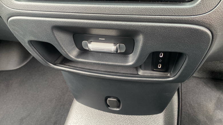 Mercedes-Benz Vito L3 Diesel Rwd 114CDI Pro Van 9G-Tronic
